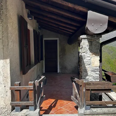 Calcar Chalet Avenone